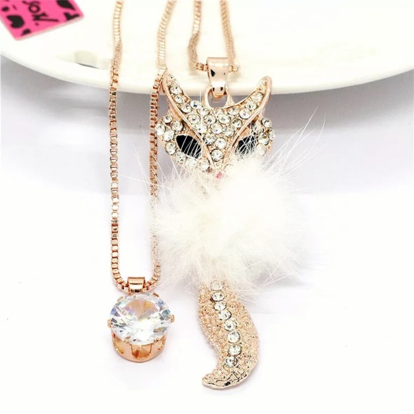 Betsey Johnson Jewelry - Betsey Johnson jewelry necklace